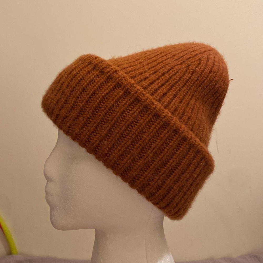 YVESS SALOMON WOOL CASHMERE Cozy Rust Knit Beanie